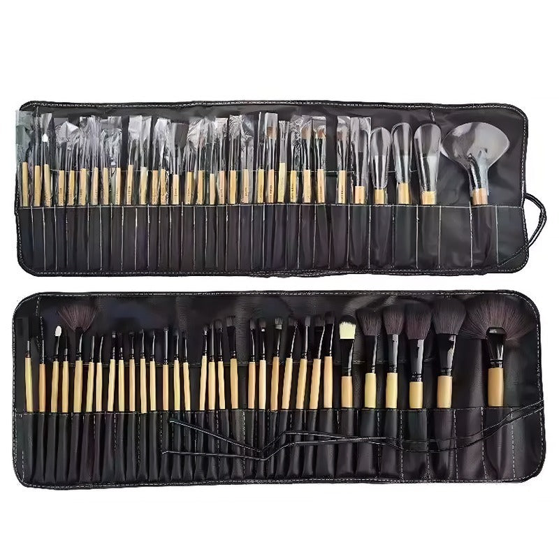A Portable 32-piece Makeup Brush Set That's Perfect For Travel, Business Trips, And Outdoor Makeup.